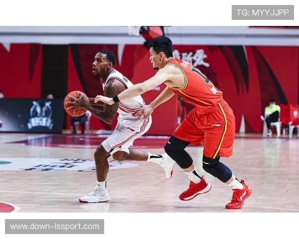 欧篮联皇马与帕纳辛纳科斯陷入胶着，比分交替上升